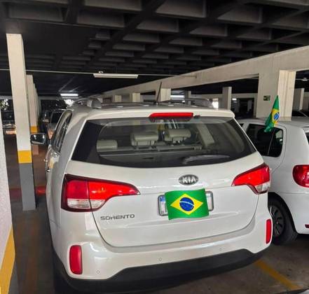 KIA SORENTO 2.4 16V GASOLINA EX AUTOMÁTICO